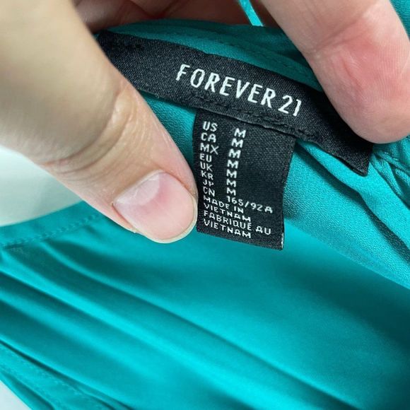 Forever 21 Faux Wrap Maxi Dress Size Medium - Picture 5 of 6